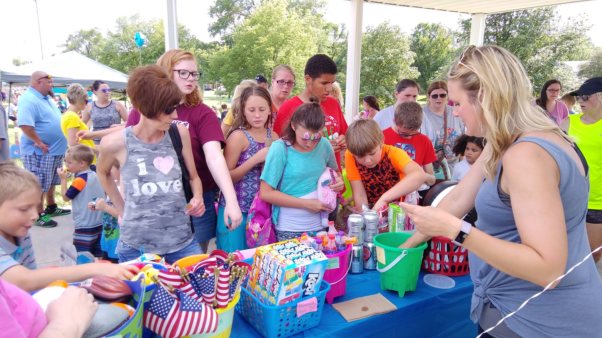 36233118 10156700333875572 8552085093919752192 o